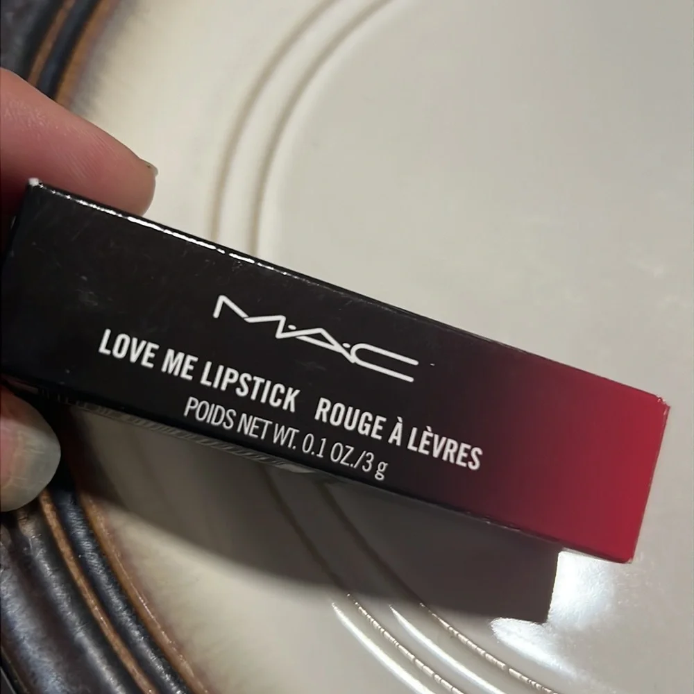 🌙💘Mac My Little Secret Love Me Lipstick
